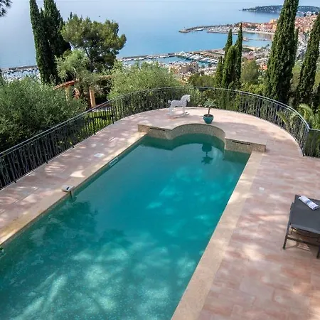 Philae Menton